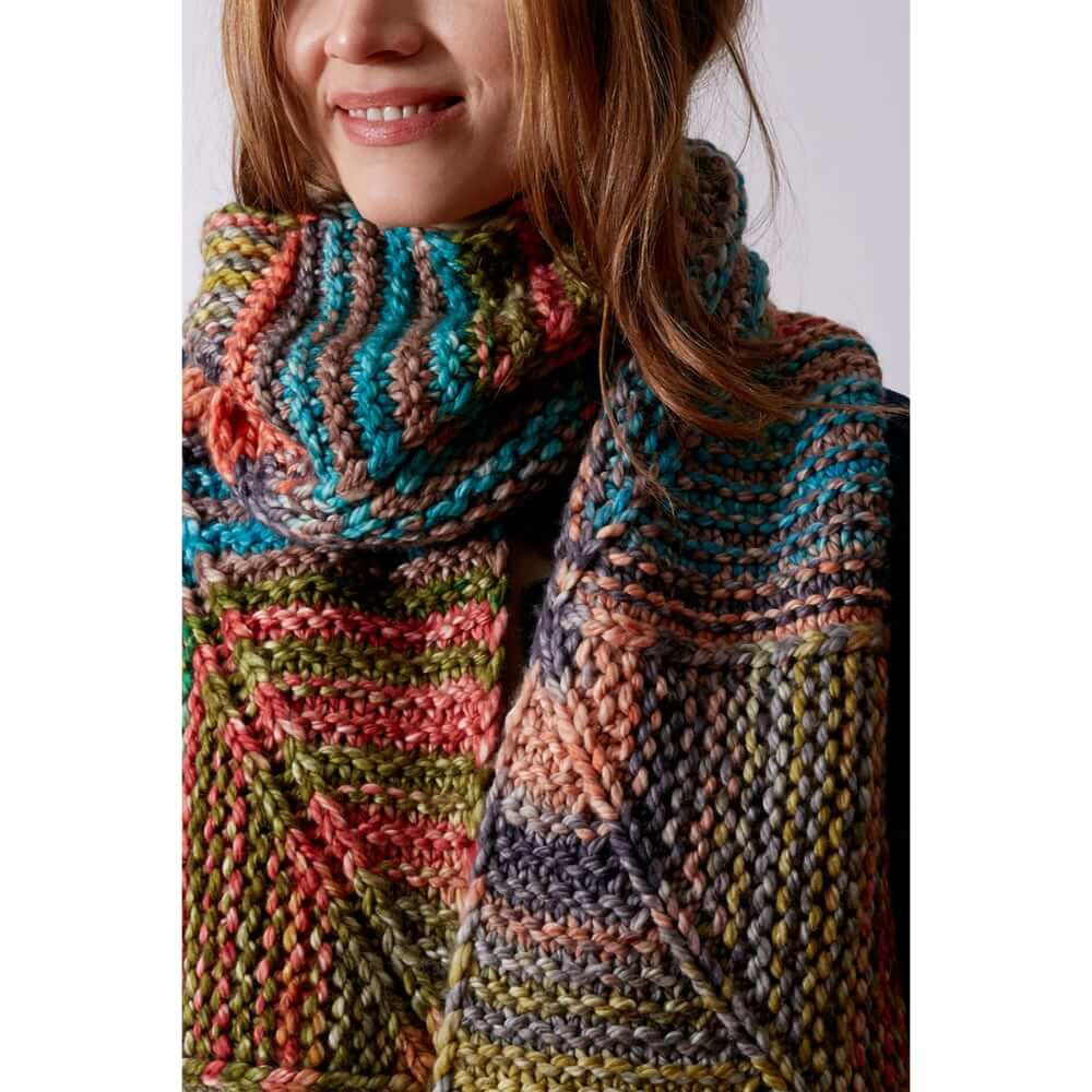 Wander Scarf Pattern Yarn Knitting Kit Super Chunky Winter Knit Scarf Colorful striped Scarf Kit