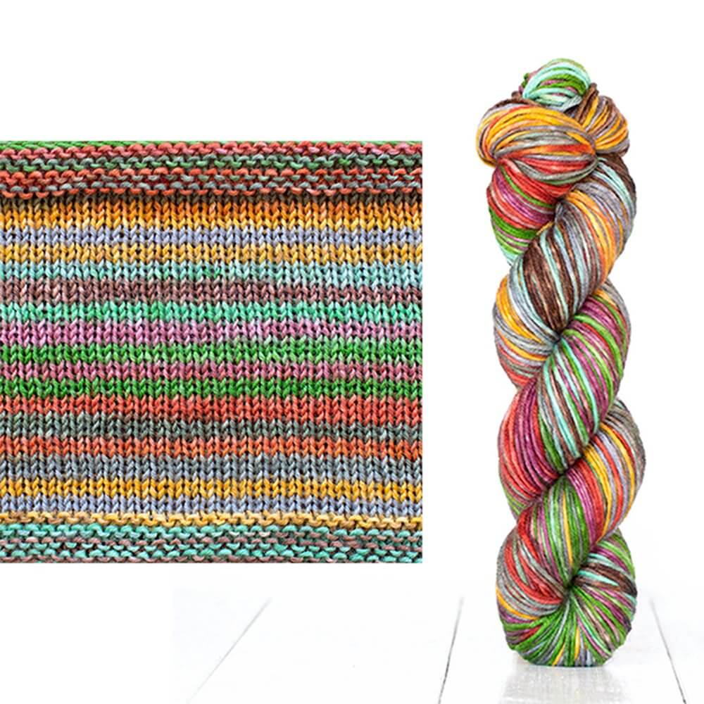 Merino Wool Knitting Yarn, Uneek Worsted by Urth Yarns, Self Striping Uneek Worsted by Urth Yarns Yarn Designers Boutique