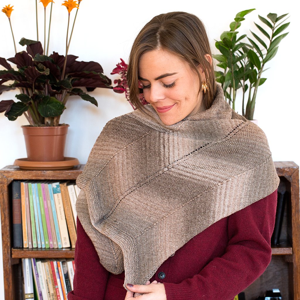 Monokrom Worsted by Urth Yarns, Hand Dyed 100% Extrafine Merino Wool Monokrom Worsted by Urth Yarns Yarn Designers Boutique