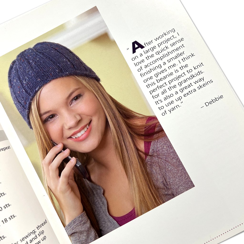 Knit Along with Debbie Macomber: Debbie's Favorite Knitting Patterns Knit along with Debbie Macomber: 11 Classic Designs for Family & Friends Yarn Designers Boutique