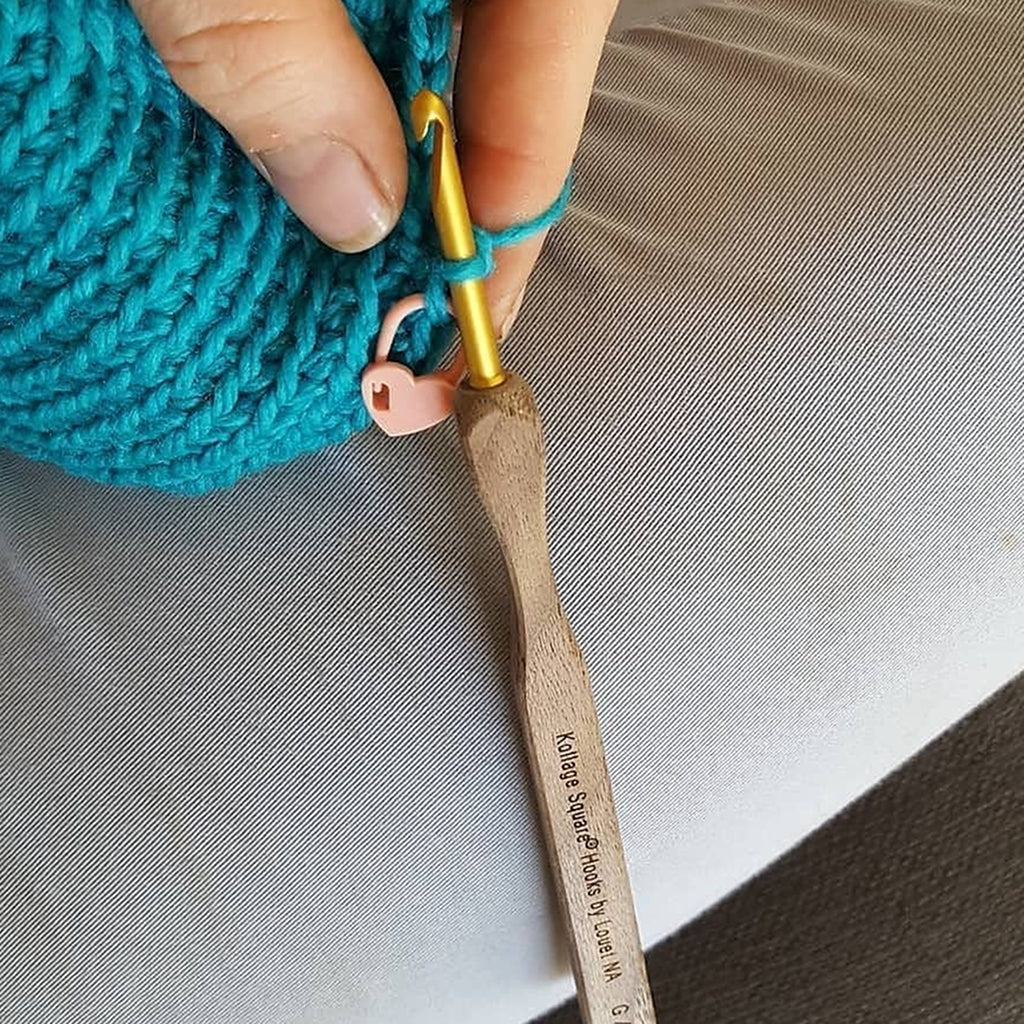 Ergonomic Square Crochet Hook, Kollage Hooks with Square Handle Kollage Square Ergonomic Crochet Hooks Yarn Designers Boutique