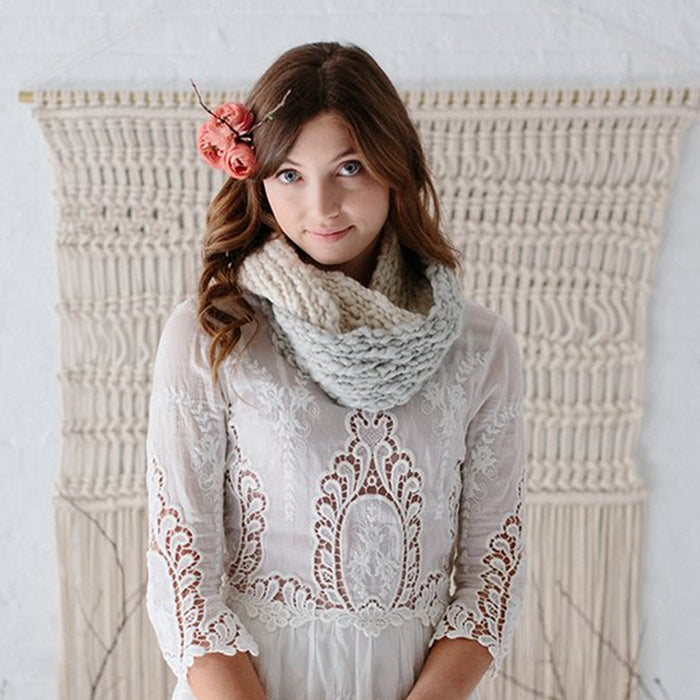 Cowl Knitting Pattern with Bulky Knit Collage Yarns, Beginner Cowl Kit Knitspiration Cowl, Beginners Knitting Kit Yarn Designers Boutique
