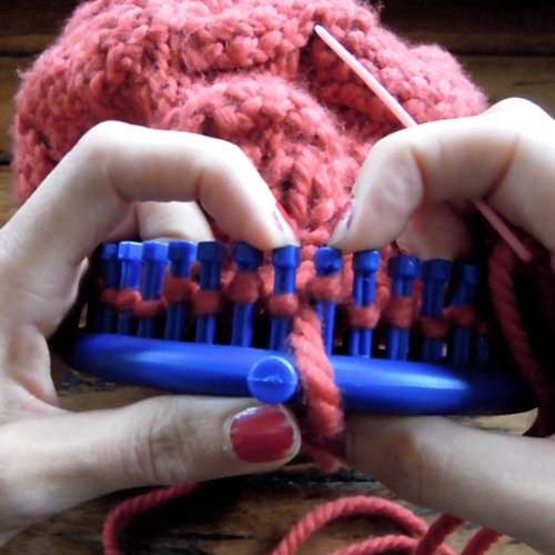 Sock Knitting on a Round Loom: Pattern and Tutorial