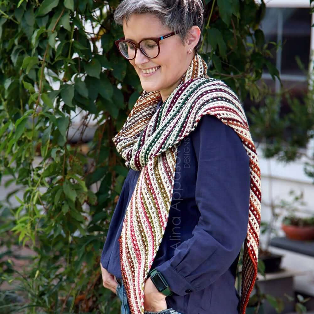 color your pixels scarf knitting kit by Alina Appasova, Fall Knitting Kit 4008 & Ecru