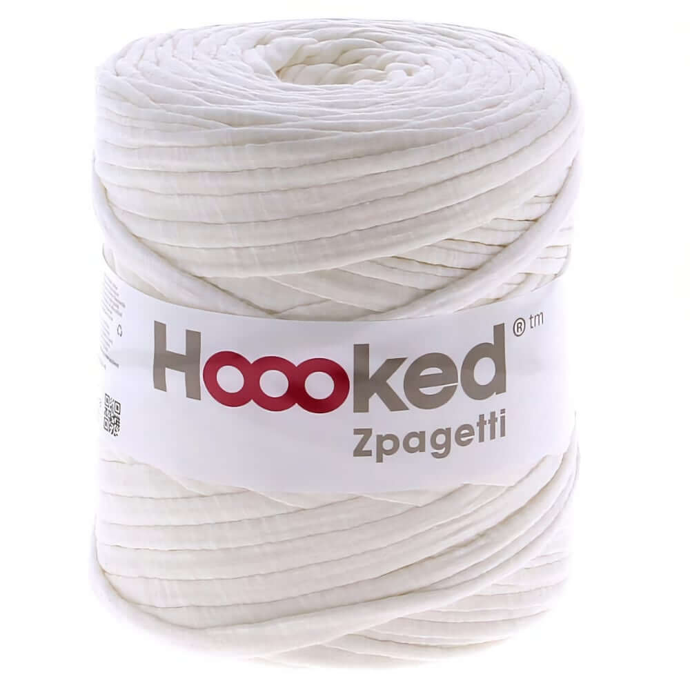 Tee-Shirt Cotton Yarn Hoooked by Zpagetti, Super Chunky Yarn Crafted with Recycled Fibers Perfect for Large Hardwearing Projects
