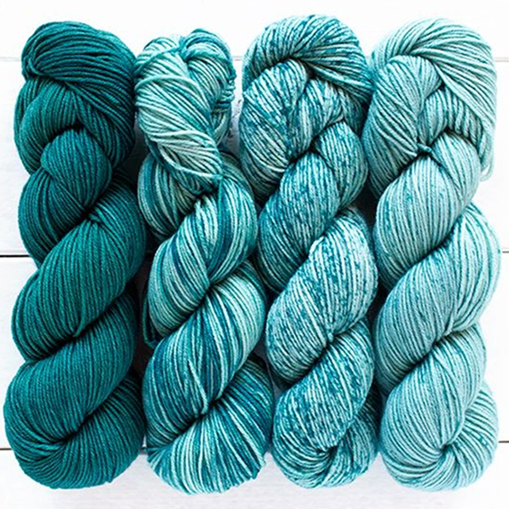 Urth Yarns, Merino Gradient Kit, 100 Extrafine Merino Wool Yarn Yarn