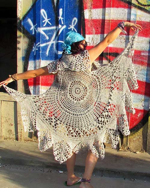 https://yarndesignersboutique.com/cdn/shop/products/bohemian-circular-crochet-vest-pattern_580x.jpg?v=1575571970